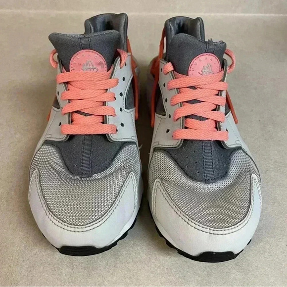 Nike Air Huarache Run Pure Platinum Lava GS Running Size 7Y - Picture 2 of 4